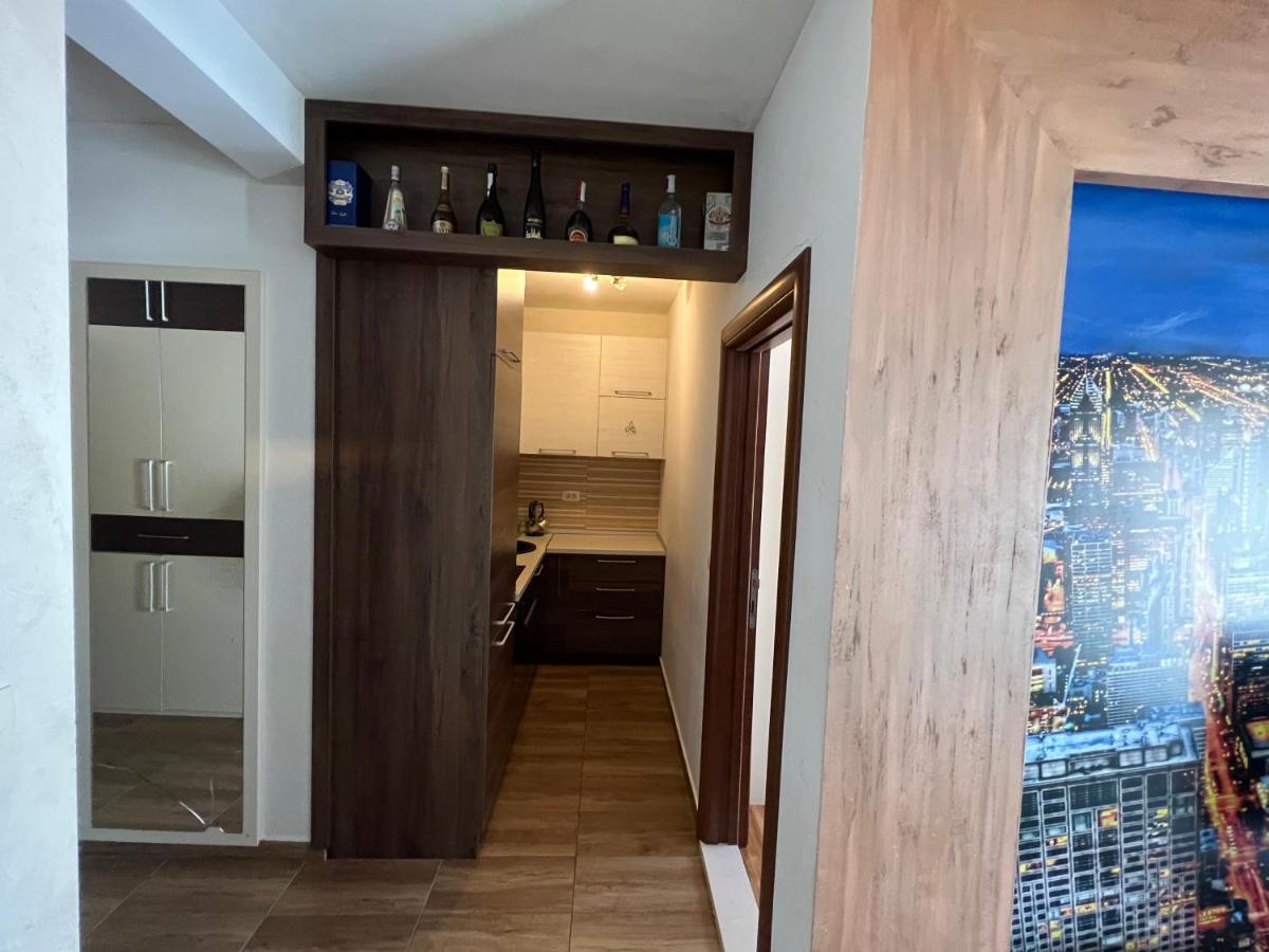 Zevs 2 Apartment