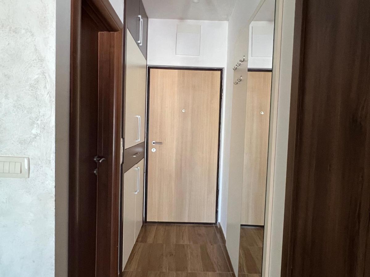 Zevs 2 Apartment